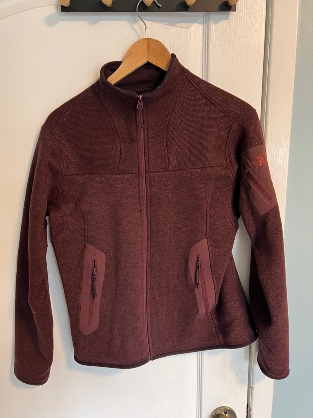 Arc'teryx Women's Deep Burgundy Full-Zip Jacket